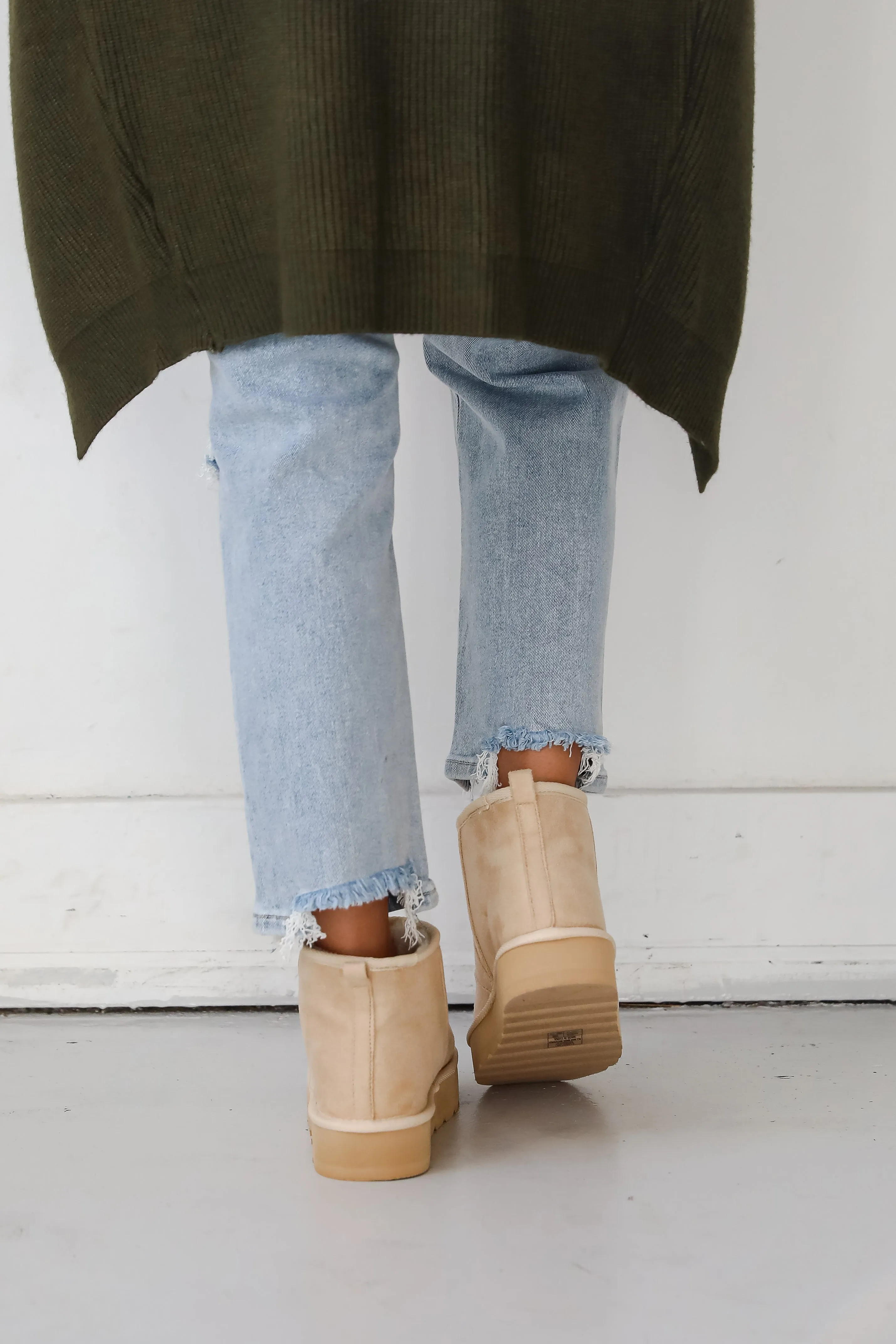 FINAL SALE - Mountain Weekend Mini Platform Booties - DOORBUSTER