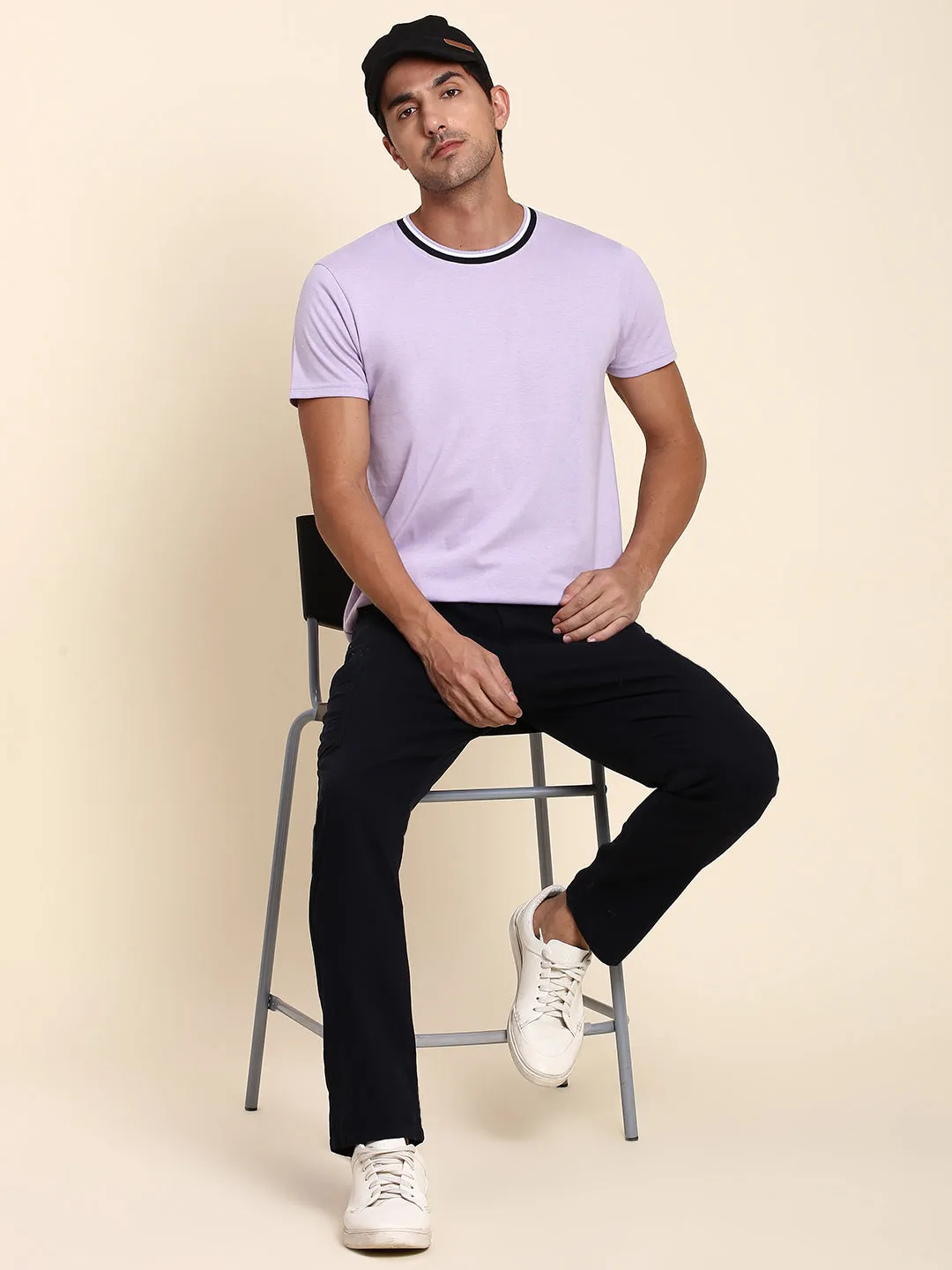 Men's Soft And Stretchy Fabric Lavender Casual Crew Neck Tshirt