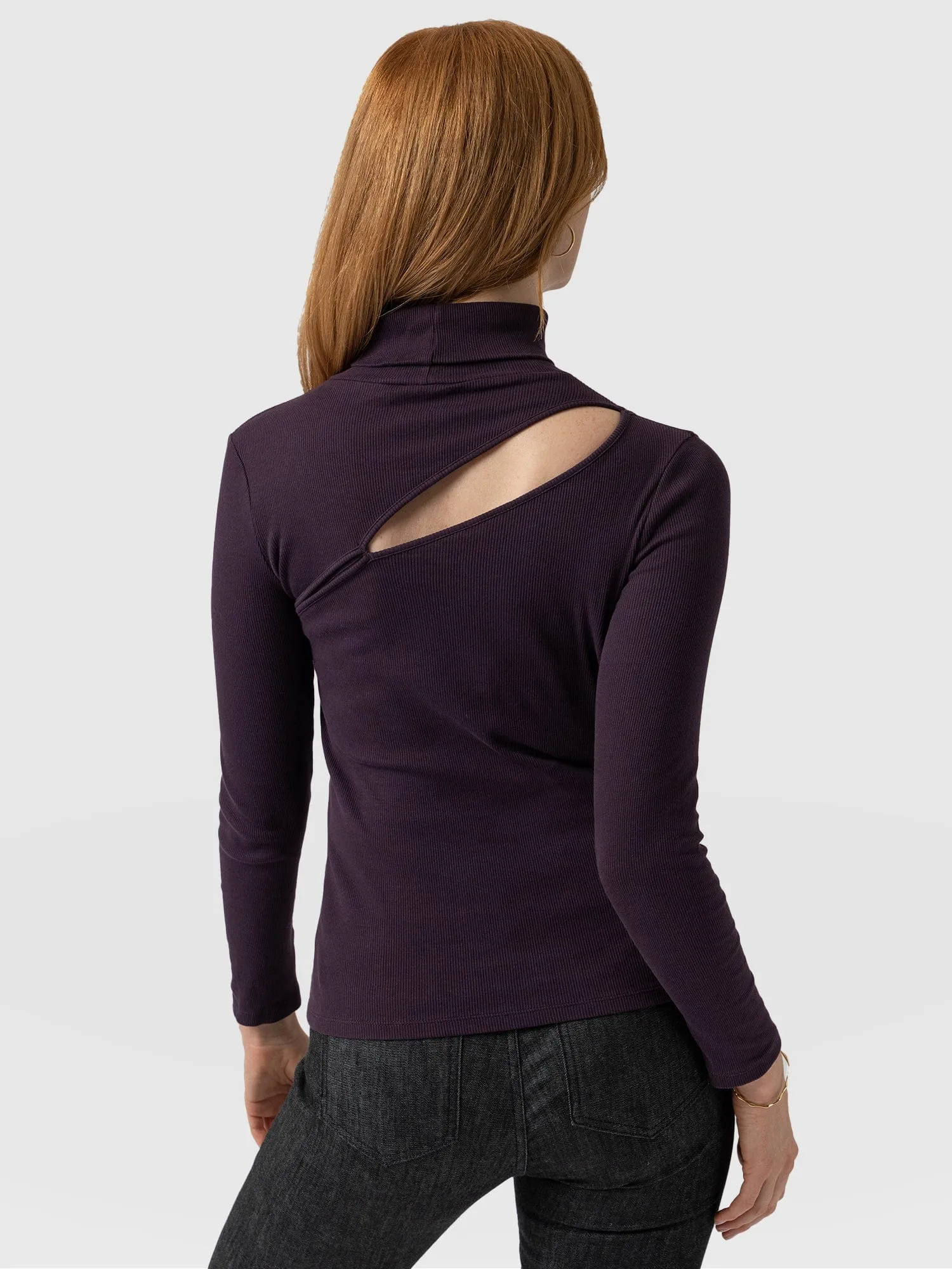 Reveal Turtle Neck - Plum